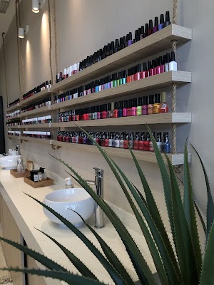 Mubrad Salon صالون مبرد