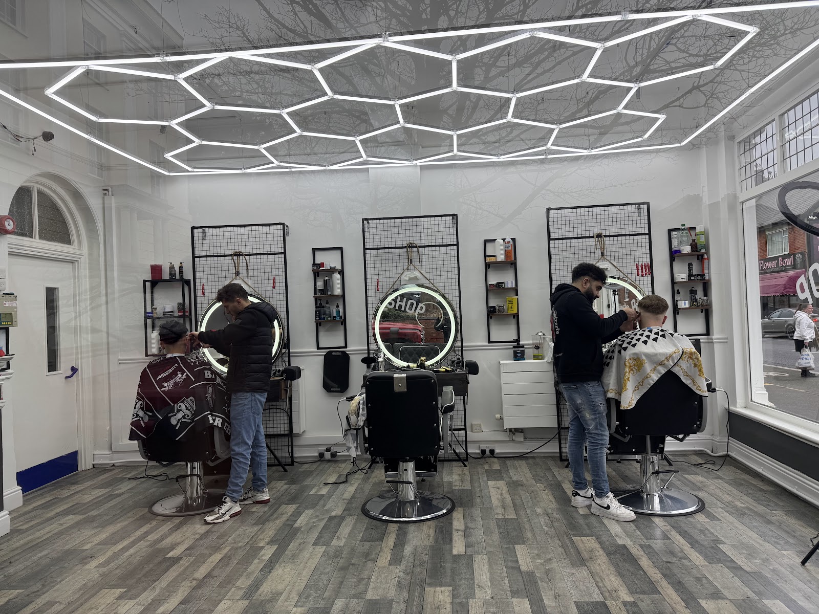 PREMIER BARBERS SHOP