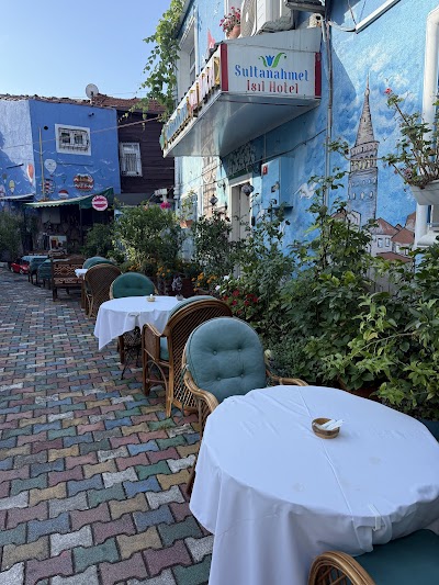 ışıl Garden Cafe Restaurant & Turkish Cuisine - Restoran