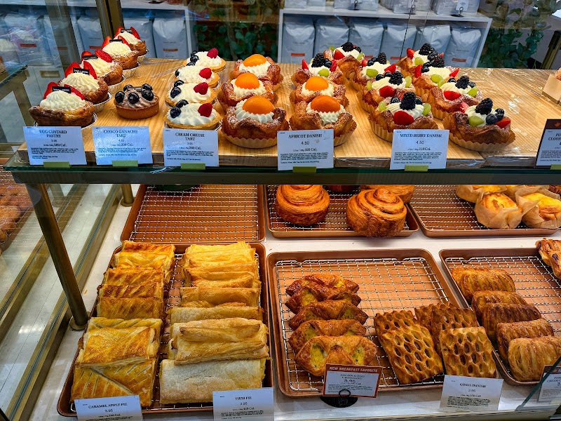 Tous Les Jours Bakery & Cafe photo 4