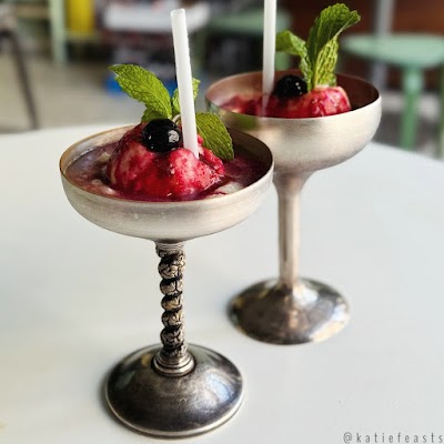 Shaka Shaka Tiki photo 2
