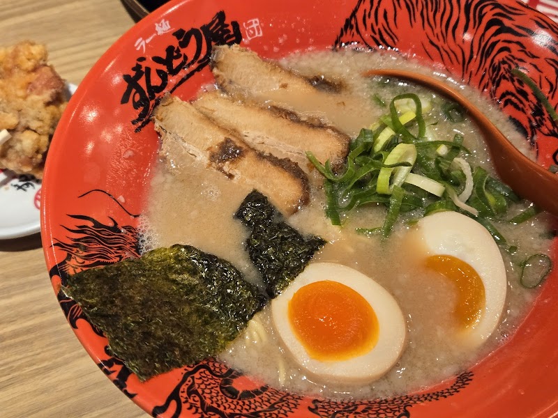 ラー麺ずんどう屋 川西多田店 写真4