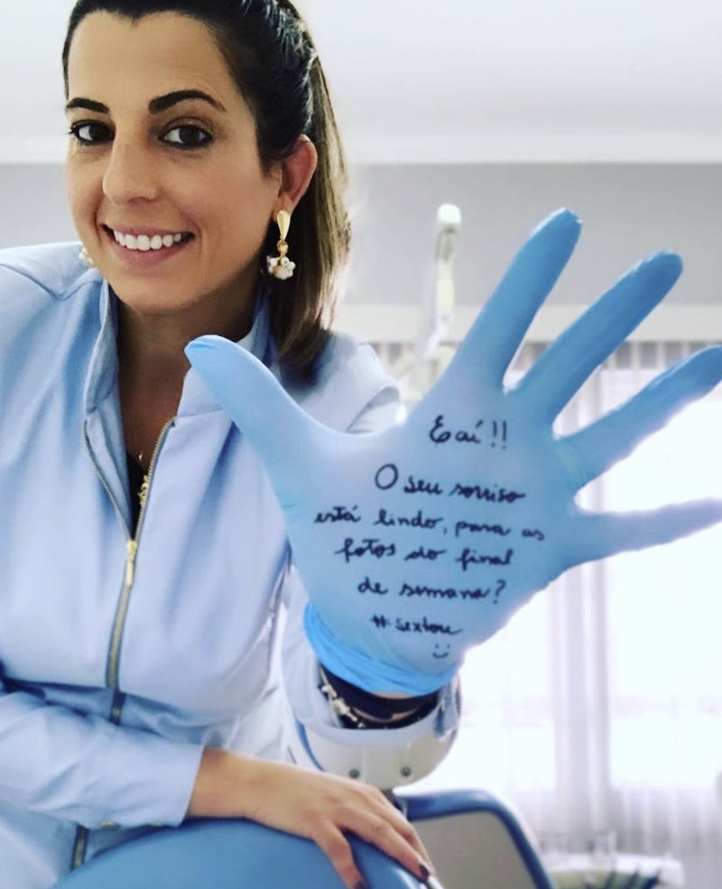 Dra Danubia Biondi | Campinas | Ortodontia | Alinhadores | Clínica Geral| Prótese | - foto 4