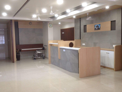 Shree Laxminarayan Hospital -Urologist In Nashik (Dr Chintaman Chaudhari)Gynecologist in nashik (Himangini Chaudhari)