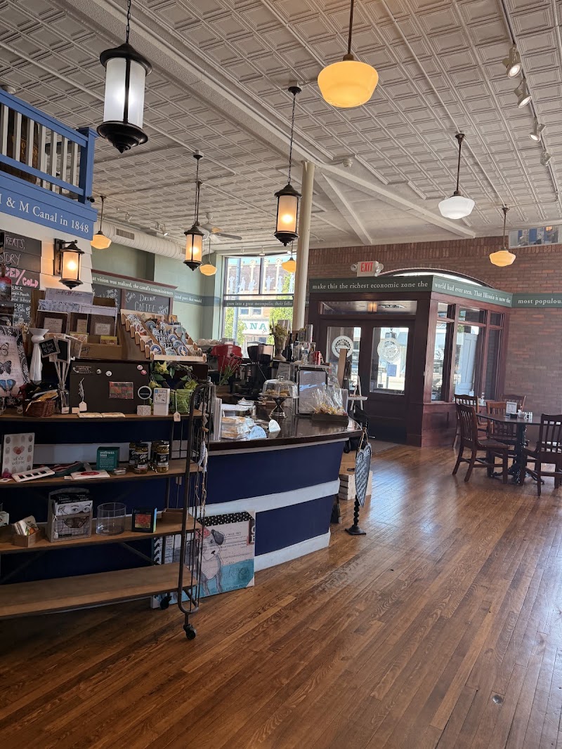 Lock 16 Cafe' and I&M Canal Visitor Center photo 4