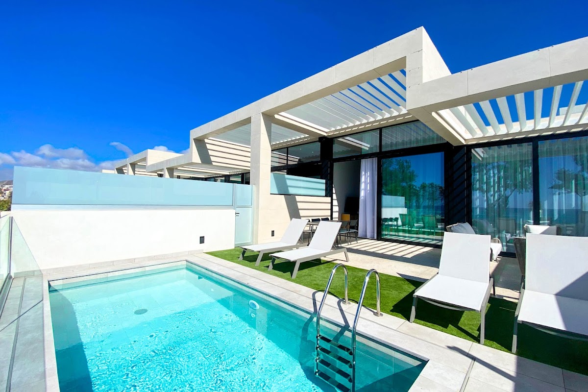 Beach Club & Bali Beds in Gáldar