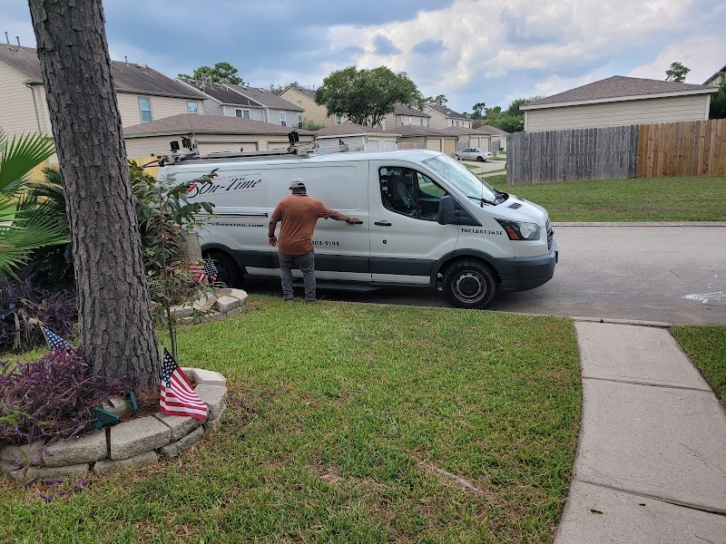 Uptown Heating & Air Conditioning - General Contractor in Houston