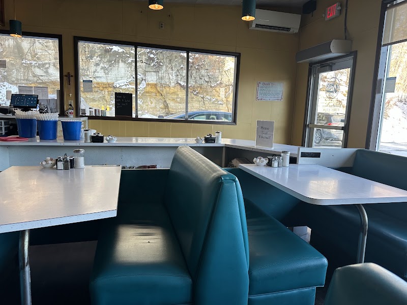 Oasis Cafe photo 4