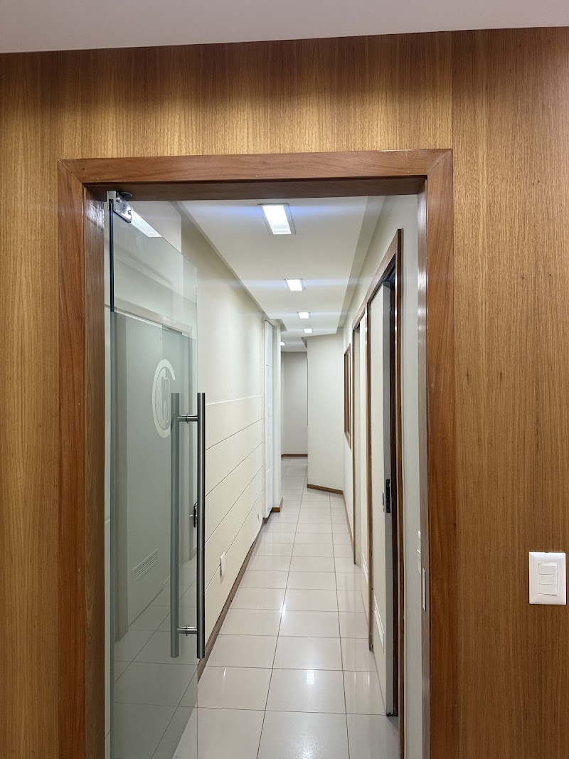 Clínica Odontológica Dra. Fernanda Loureiro Dentista em Copacabana - foto 4