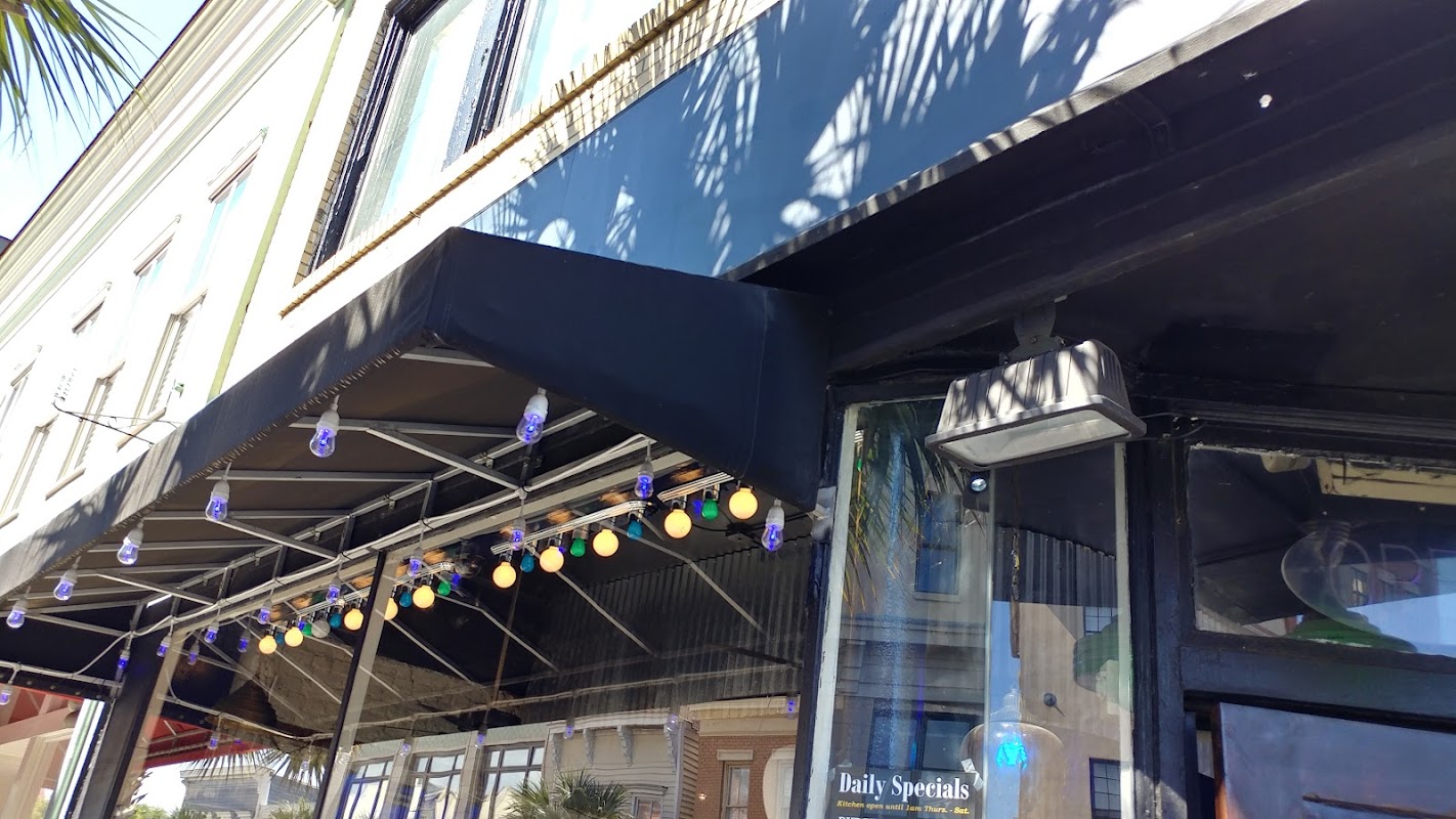 John King Grill & Dueling Piano Bar