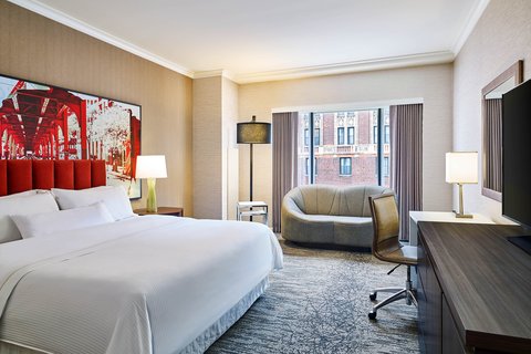 The Westin Michigan Avenue Chicago, dog-friendly hotel