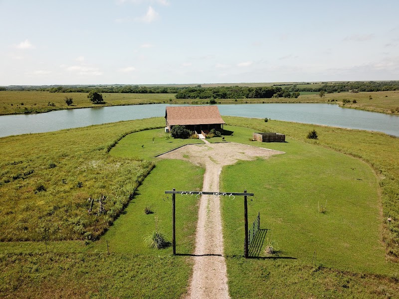 Big Blue Ranch and Lodge - Photo 5