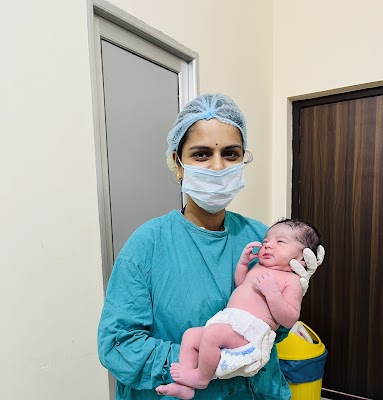Dr. Varsha Gaur - Image 3