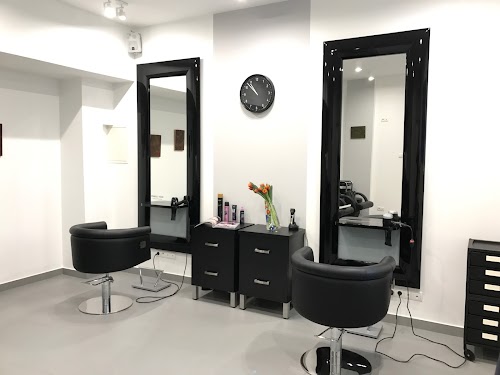 Perfect Hair Clinic - Klinika Włosów logo