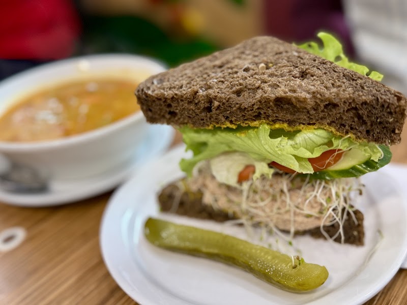 Guy's Cafe & Bakery photo 4