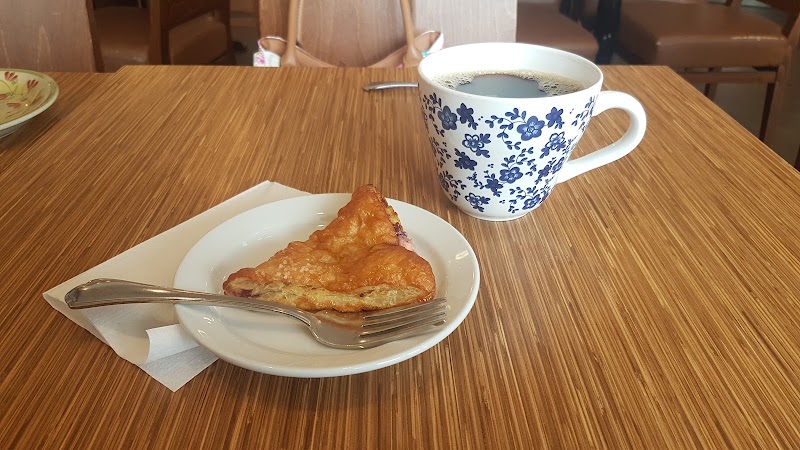 Guy's Cafe & Bakery photo 2