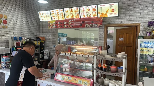 Boboi Fried Chicken (Semporna) - Photo 1