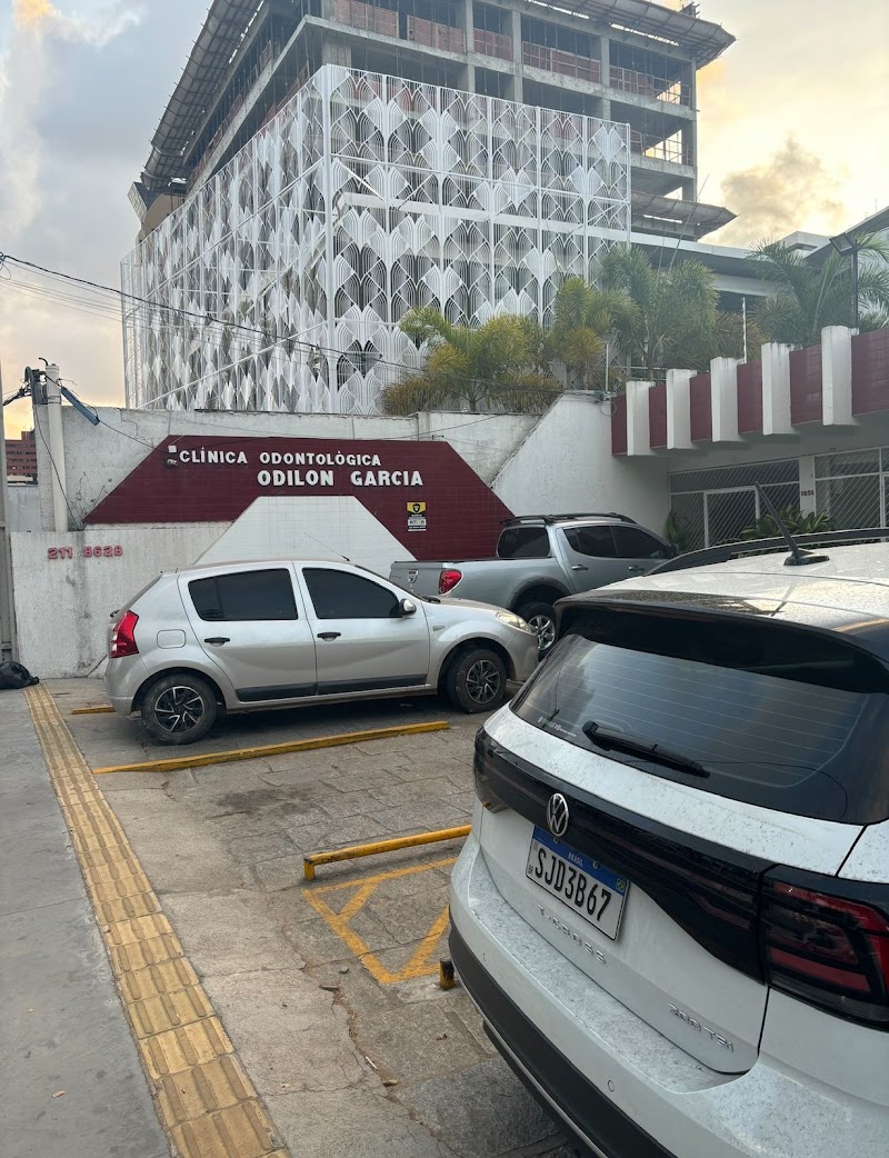 Dentista Giovana Constantino, Endodontia