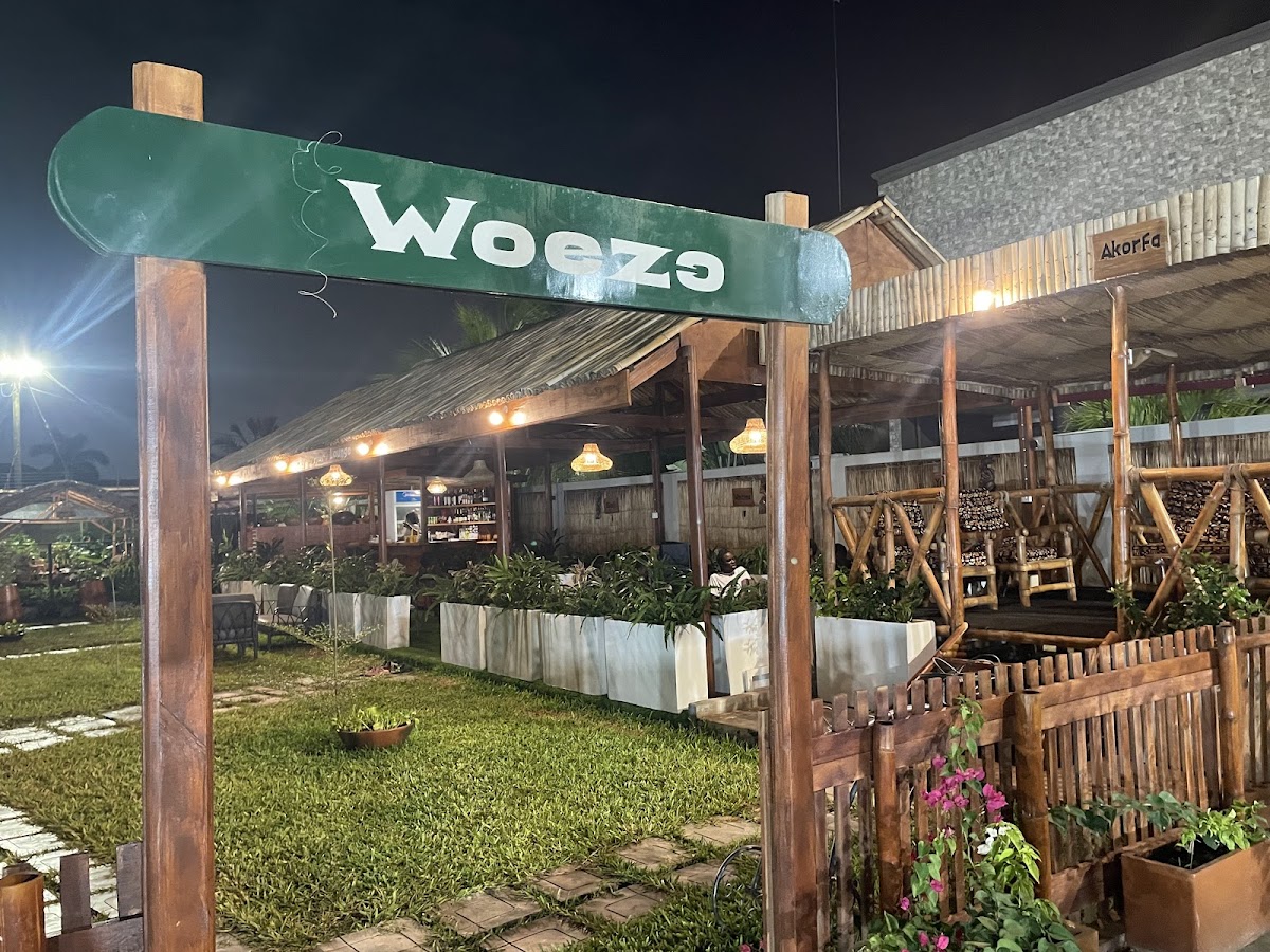 Her GreenThumbs Garden & Lounge