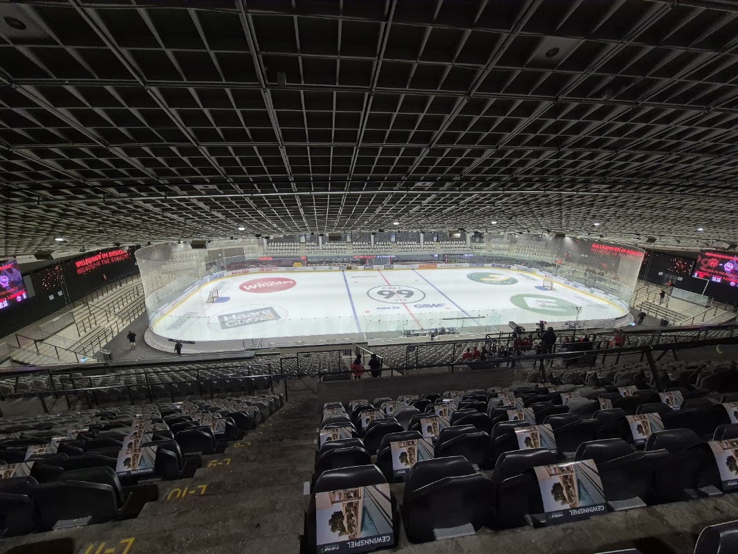Merkur Eisstadion (Graz) exterior — Graz, Styria, Austria