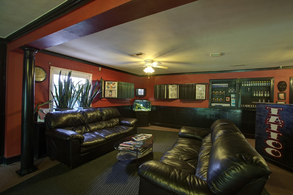 Twisted Sixs — tattoo studio near Durham