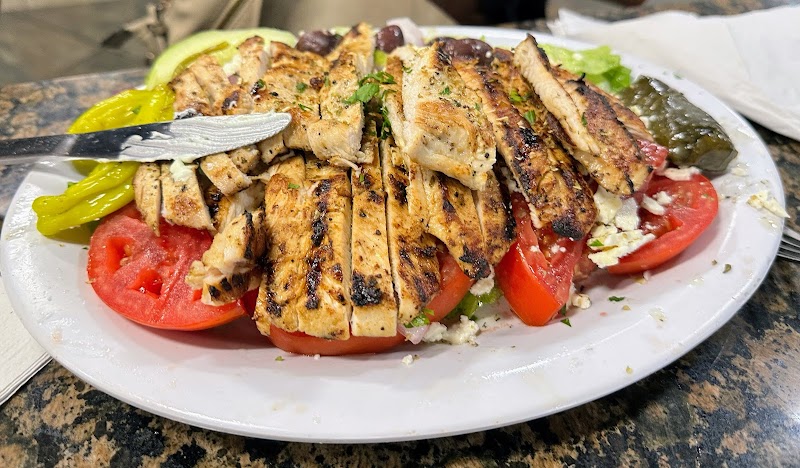 Chris' Taverna photo 2