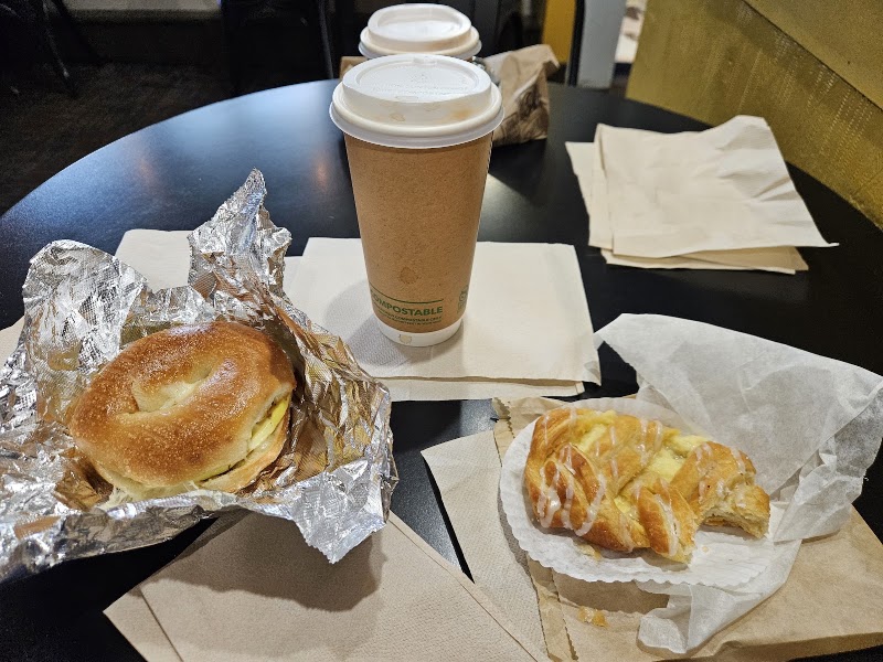 White Mountain Cafe & Bookstore photo 2