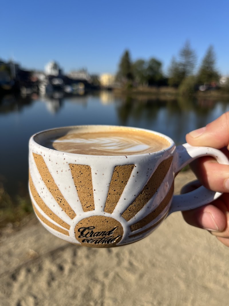 Grand Central Petaluma Coffee & Empanadas & Chocolate Café photo 2