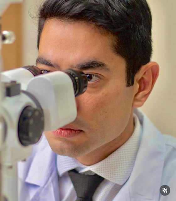 Foto de Dr William Miyasato Oftalmologista