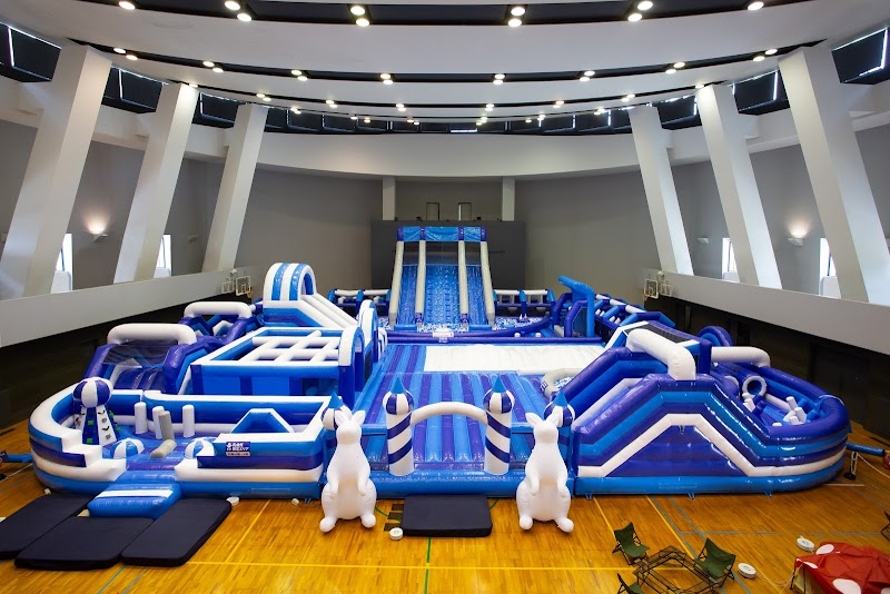 HIYOSHI PLAY ARENA（道の駅 スプリングスひよし内）