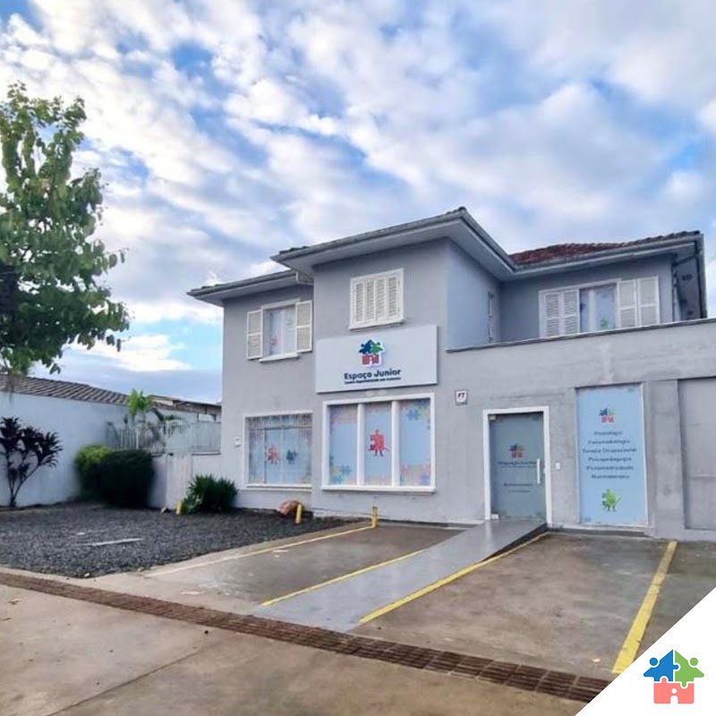 Foto de Espaço Junior - Centro Especializado em Autismo | Joinville | Bucarein
