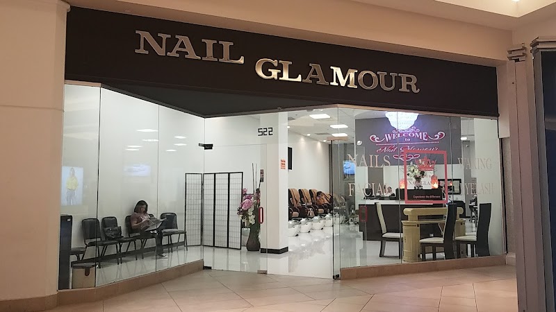 Nail Glamour