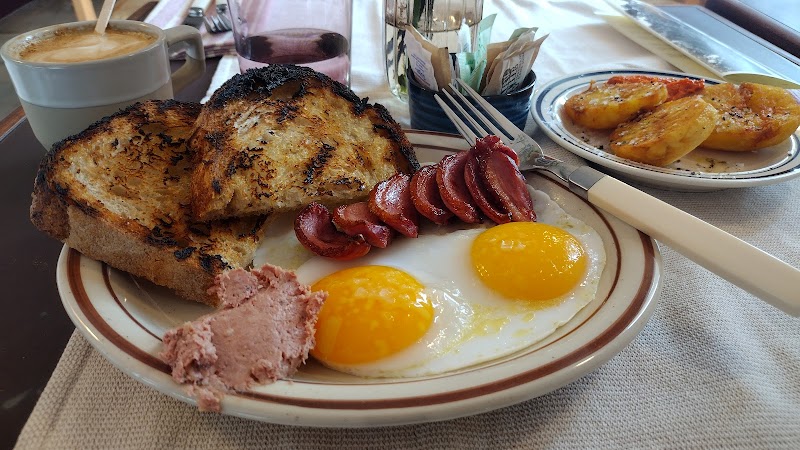 Tina in the Gables photo 2