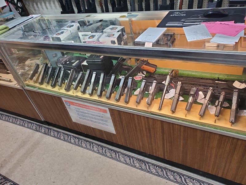 Decker City Hardware photo