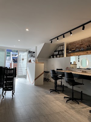 Samson & Delilah Hairdressing - Subiaco photo 2