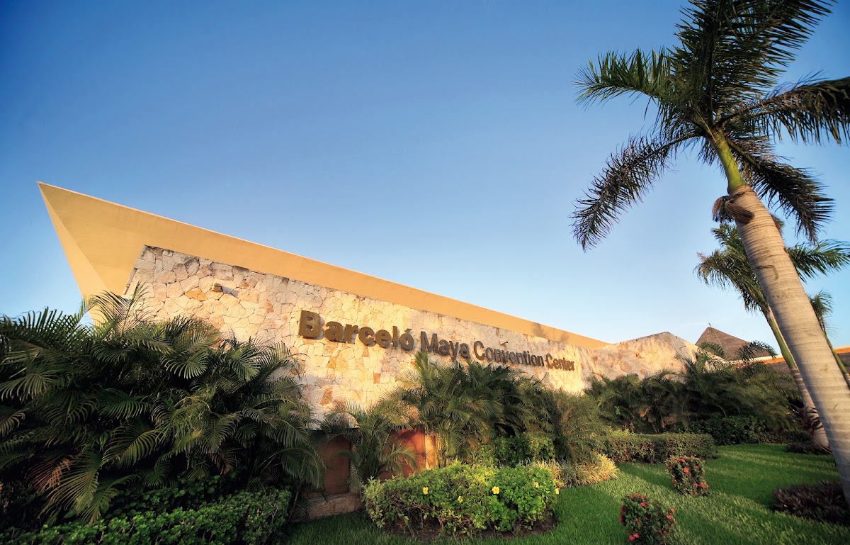 Barceló Maya Tropical · null