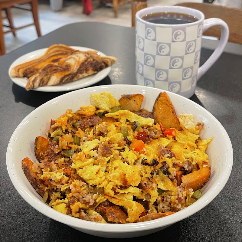 Ari & Mia's Small Town Cafe photo 2