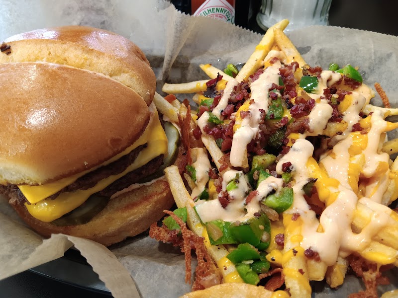 Ari & Mia's Small Town Cafe photo 4