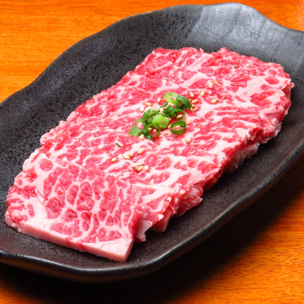 炭火・七輪 ホルモン焼 珍満