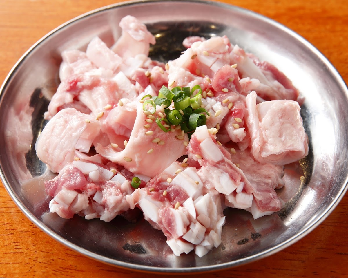 炭火・七輪 ホルモン焼 珍満