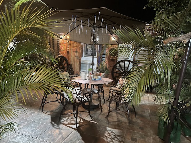 Mendoza’s Guest House