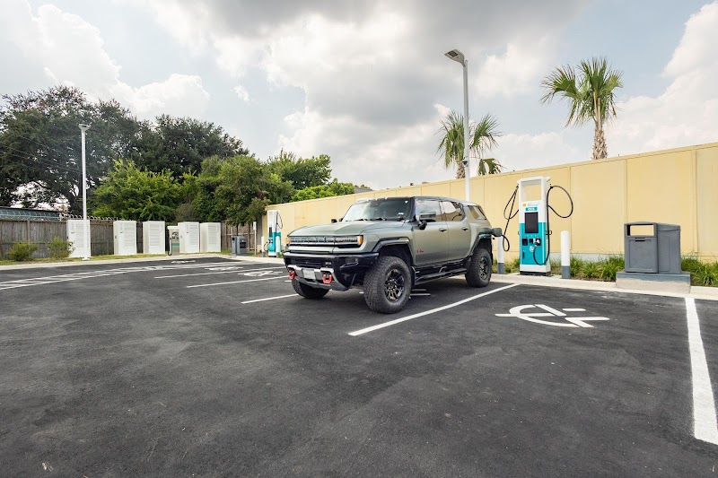 Shell Recharge Charging Station - EV Charging in Houston