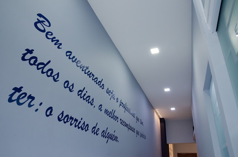 Odonto Nóbrega - Clinica Dentária