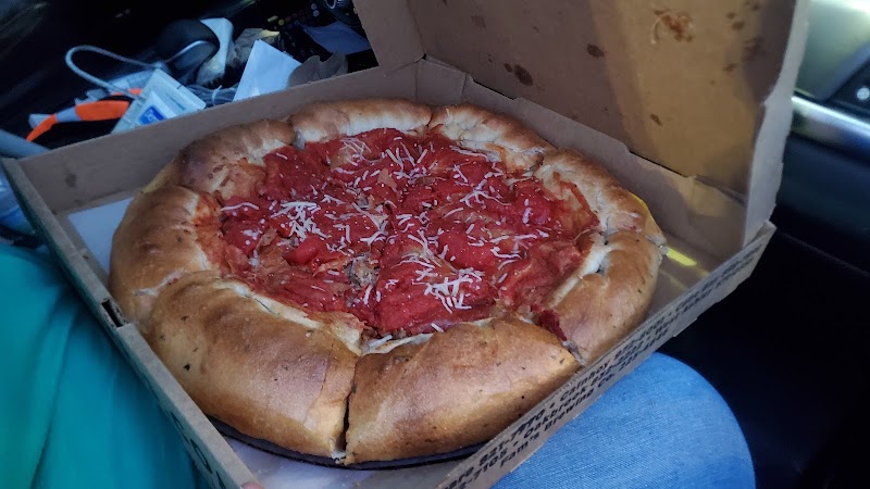 Famulari's Pizzeria: Hanahan photo 5