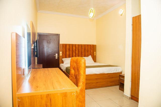 Londa Hotel photo 2