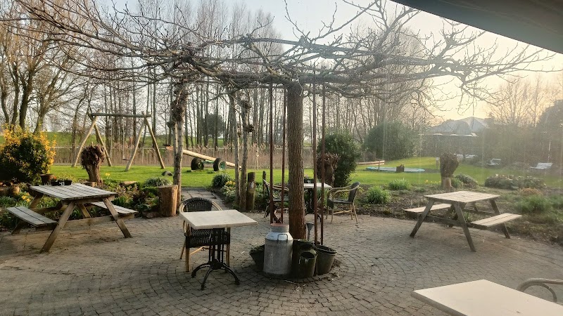 Theetuin de Sfeerstal Nieuwveen