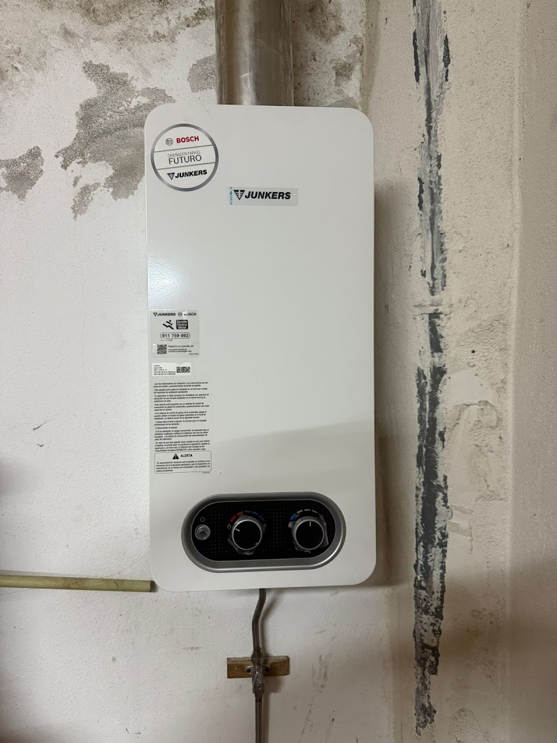 LUZ FRIO CALOR S.L - Reparación de calderas y electrodomésticos photo 3