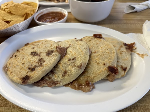 Photo by Grace Rubio