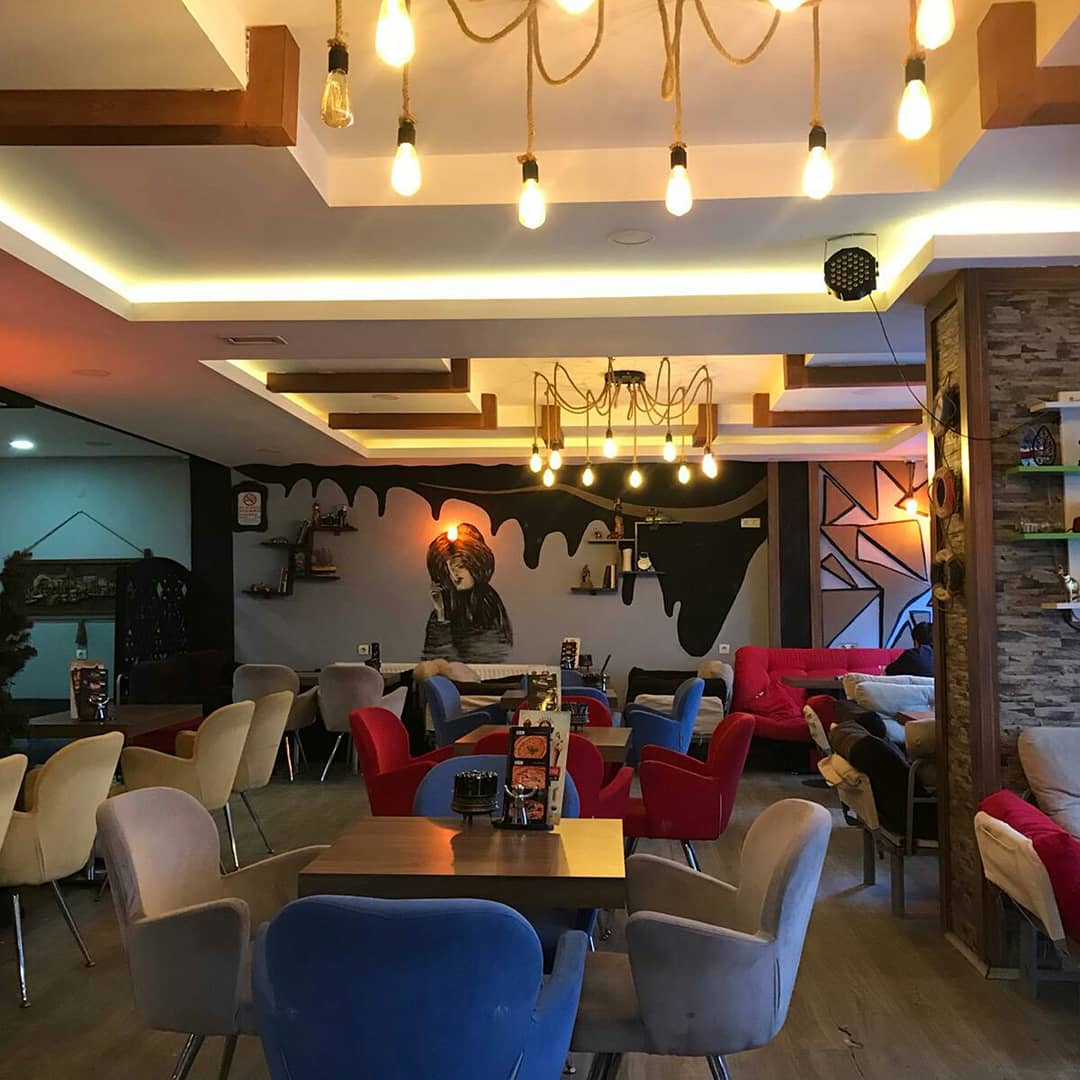 Semerkant Cafe mekanı