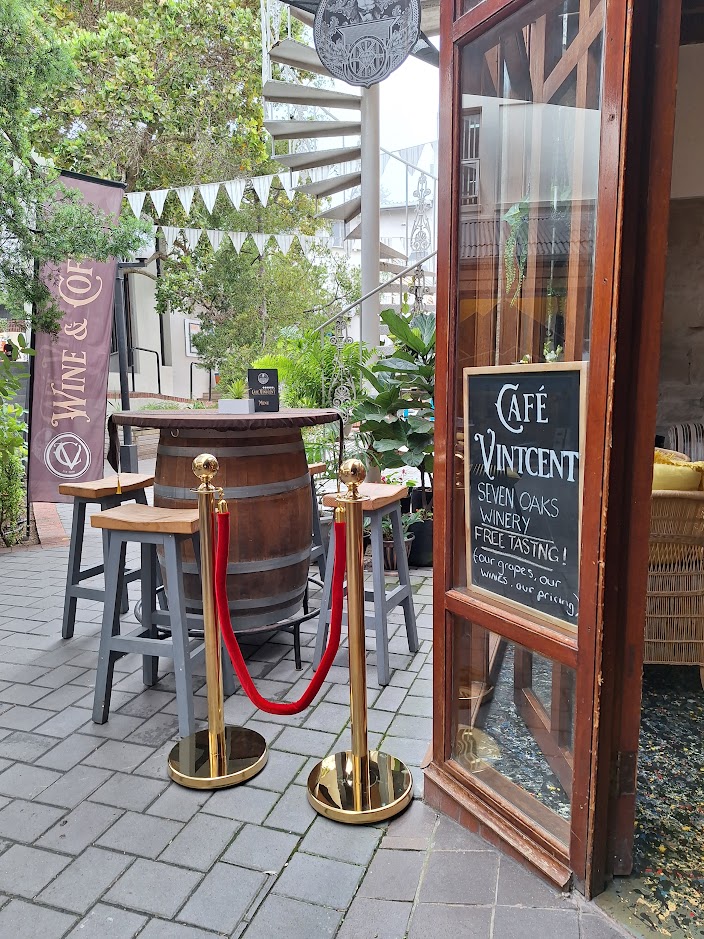 The Vintcent, Cafe Vintcent — photo 3